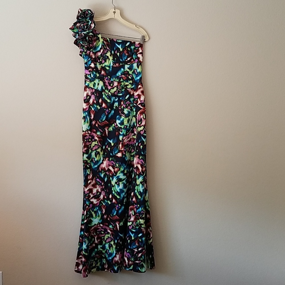 Jessica Simpson One Shoulder Floral Gown Size 7